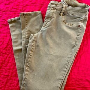 Maurices Colored Jeggings Size Small Regular - Khaki